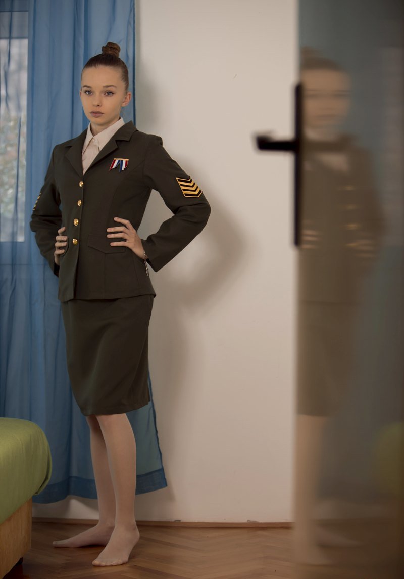 Есения, 67